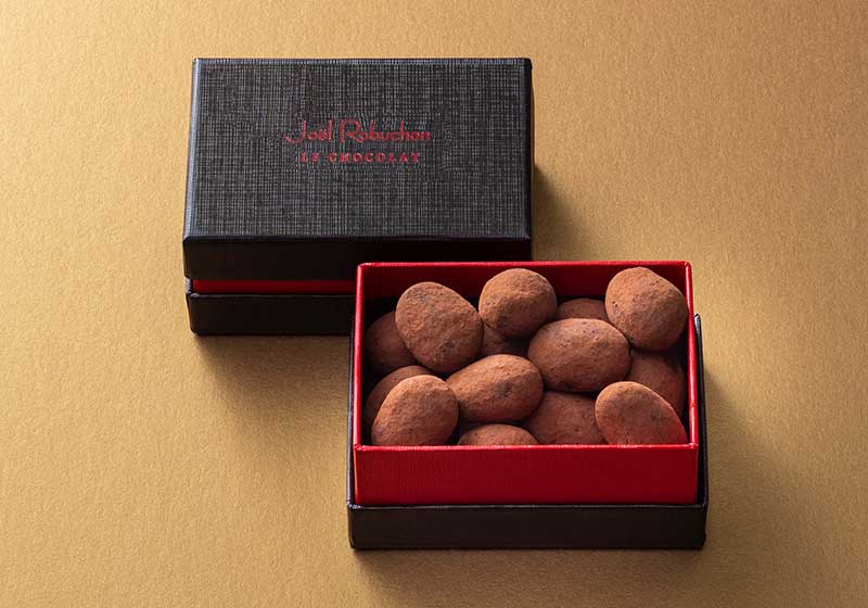 �A�}���h�V���R��Almonds Chocolates