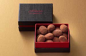 �A�}���h�V���R��Almonds Chocolates